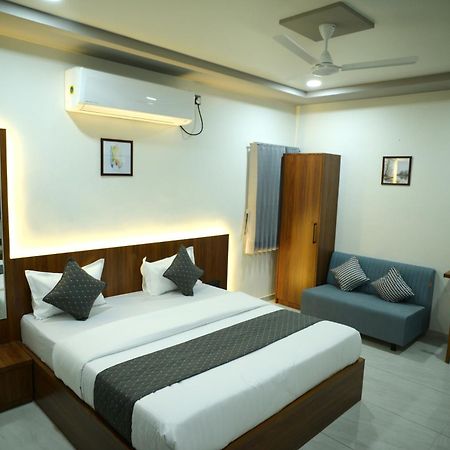 Hotel Aagman Palanpur Exterior photo