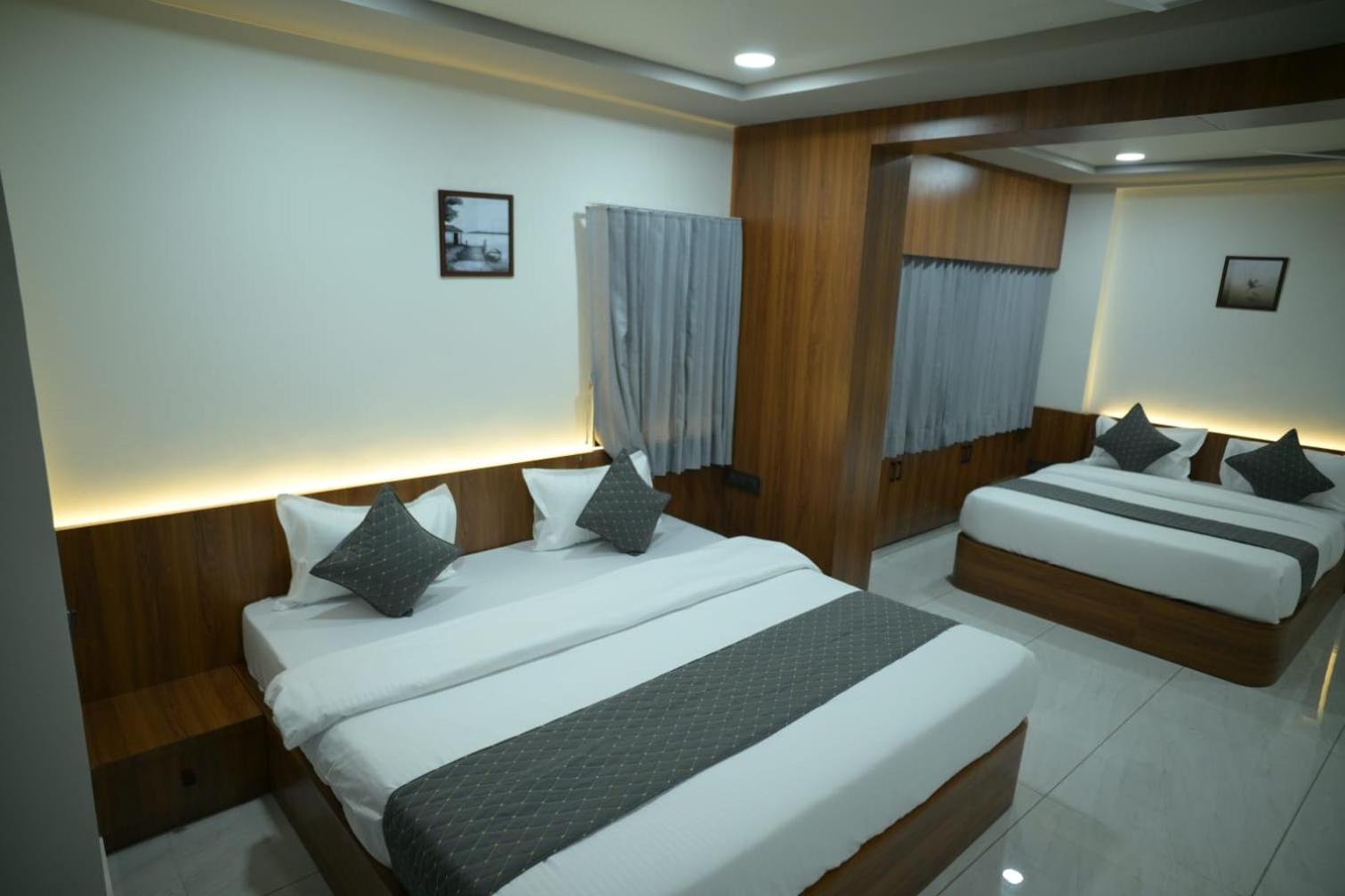 Hotel Aagman Palanpur Exterior photo